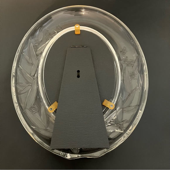 Vintage Elegant Mikasa Crystal Oval 5x7 Etched Photo Frame - Picture 3 of 8